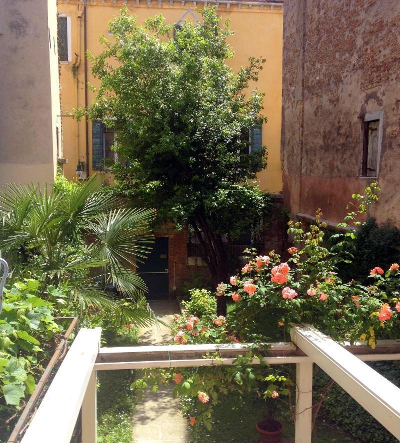 Bed and Breakfast 3749 Pontechiodo Venecia Exterior foto